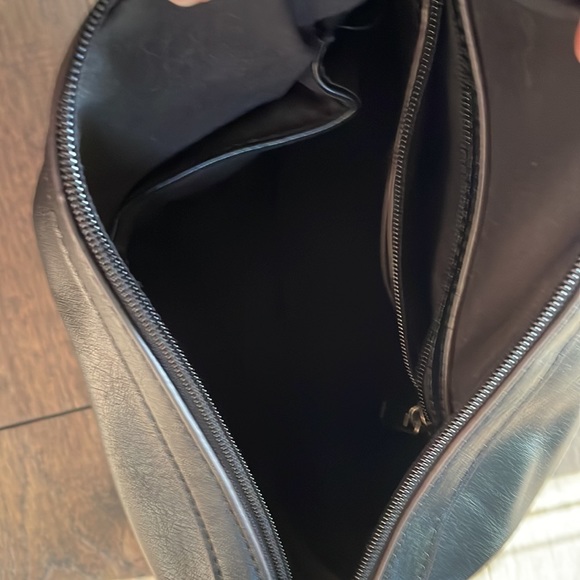 Adorable large purse by Sandra Roberts Squared. - Picture 7 of 9